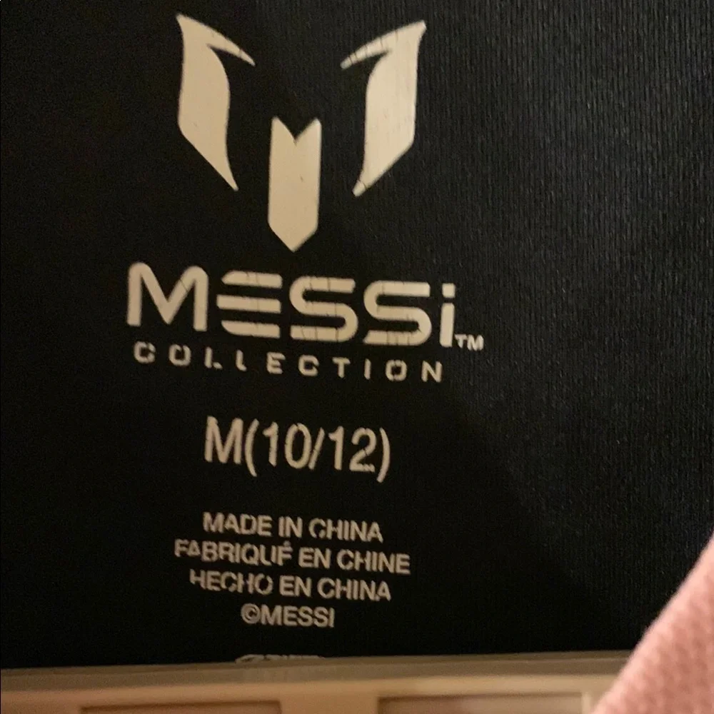 Messi Shirt (BIN M) - Picture 3 of 5